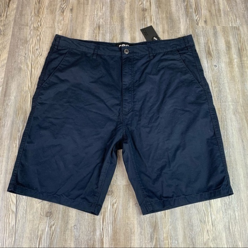 NWT CSG Indigo Navy Blue Flat Front Shorts Size 40